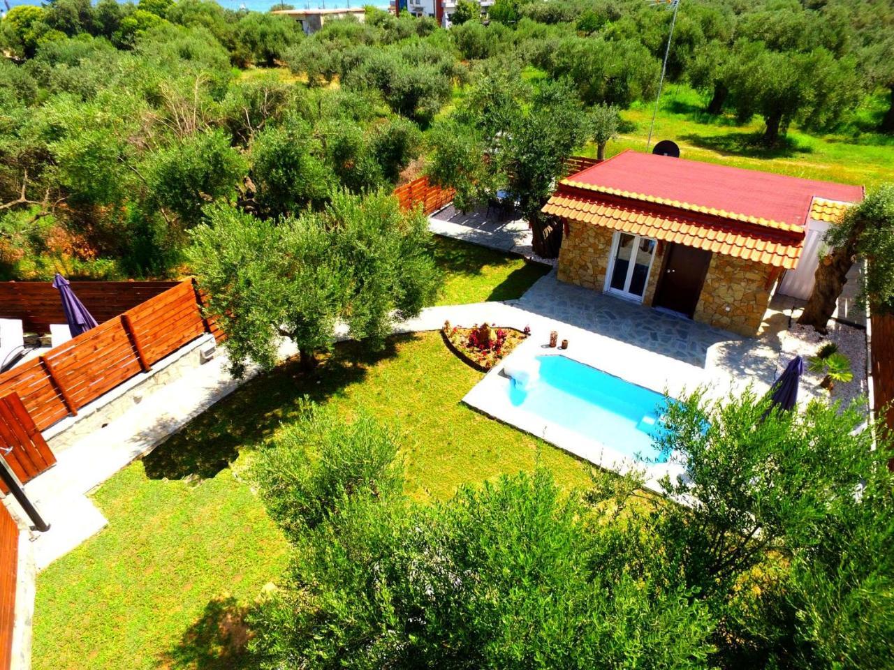 Salonikiou Beach Apartments & Villas Agios Nikolaos  Exterior photo